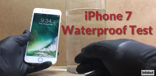 水实测！展示历代最强防护能力！AG真人游戏iPhone7防(图2)